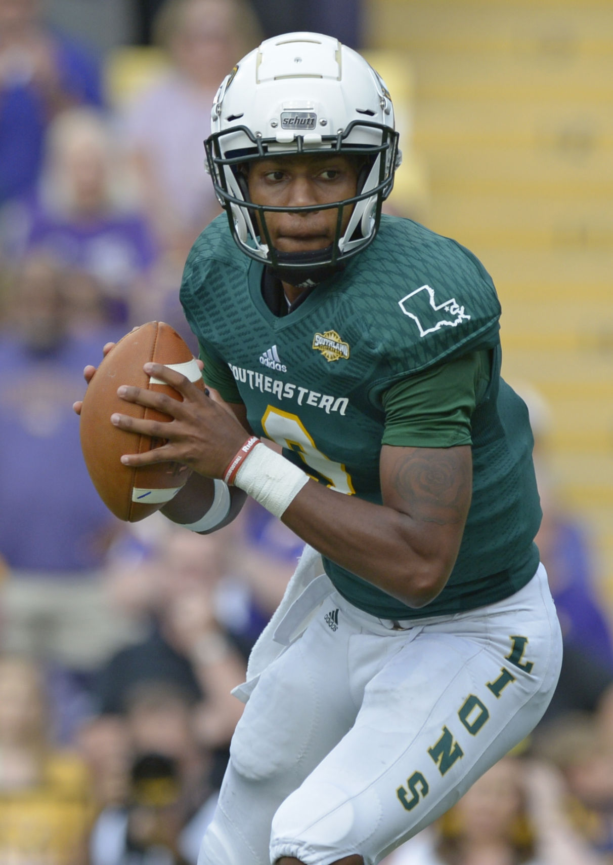 lsuslufootball.090918_HS_1598